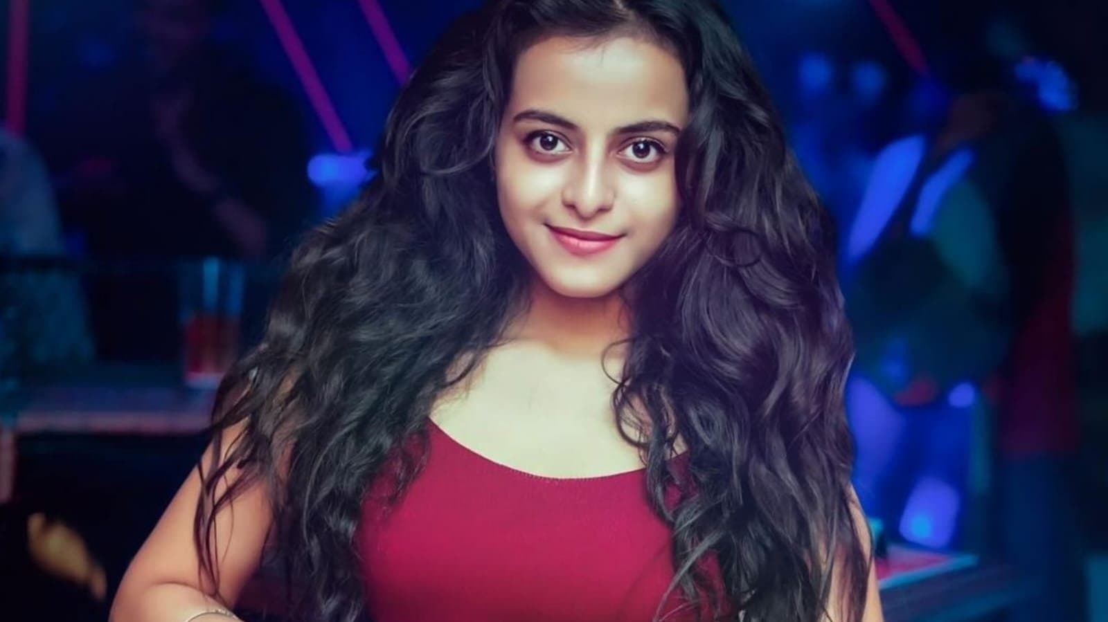 actress indrani bhattacharya returned to the new serial rangamoti tirandaj after her sudden exit from chini ent