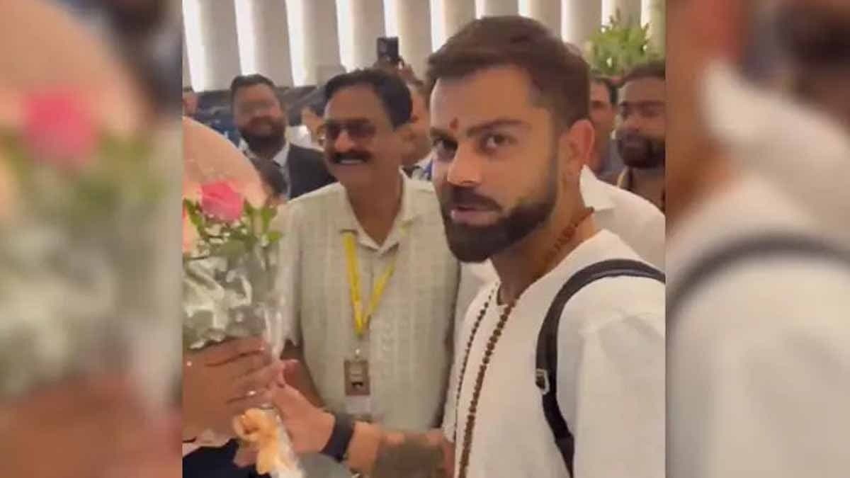 Virat Kohli's awkward encounter with hotel staff in kanpur spt 