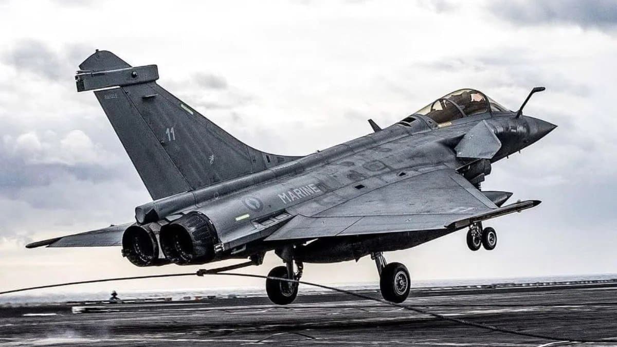 Youth arrested for suspicious entry in Hasimara Airbases