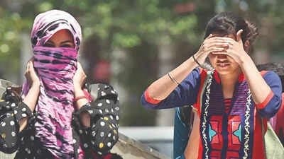 IMD Weather Forecast Heatwave Moderate Rainfall Thunderstorm Warning in West Bengal