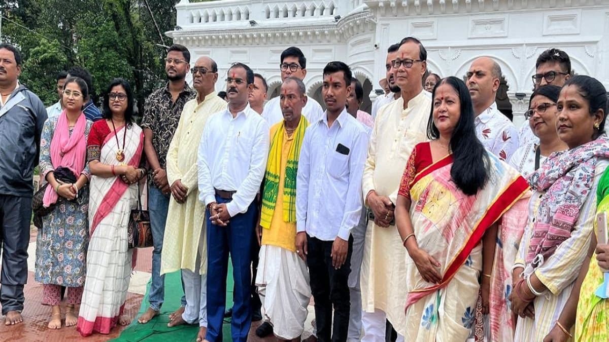 After returning from Bangladesh Ukil Barman s son got government job