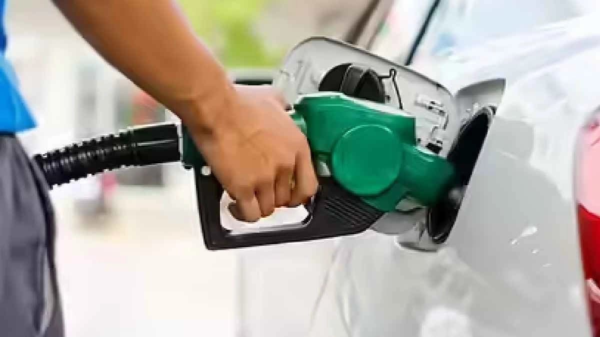 Fuel to be denied to old Diesel and Petrol cars in Delhi from November 