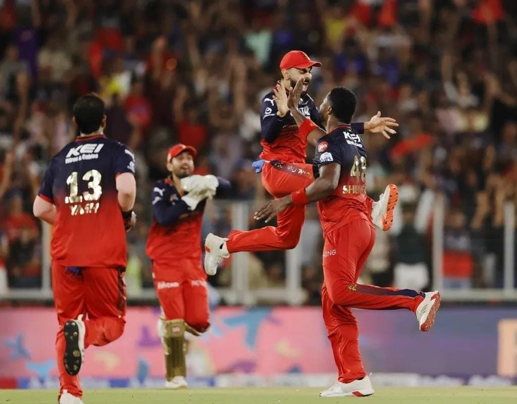Virat Kohli and Royal Challengers Bengaluru win IPL defeating Punjab Kings 