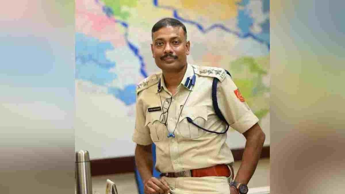 SP Coochbehar removed after he allegedly charged lathi on locals on Kali Puja nigh