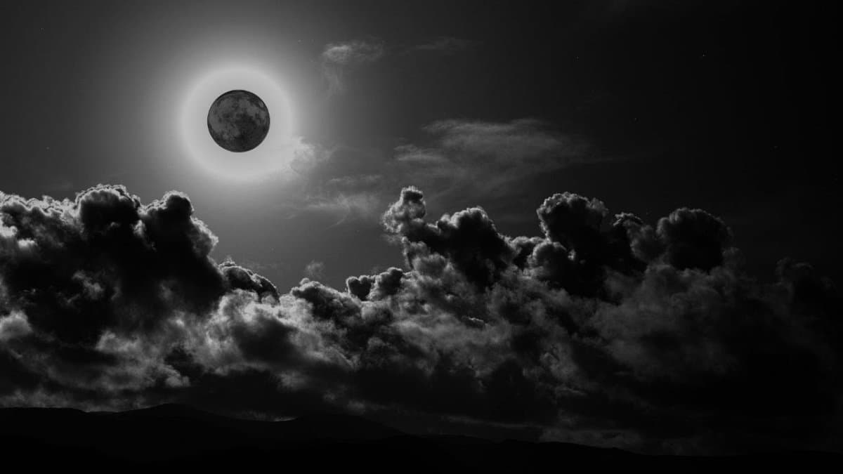 What is Black Moon and how one can experience the rare phenomenon gnr