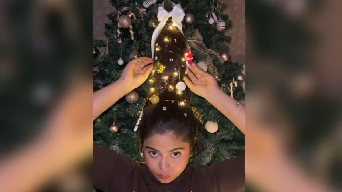  Woman Spreads Christmas Magic With Her Hair gnr 