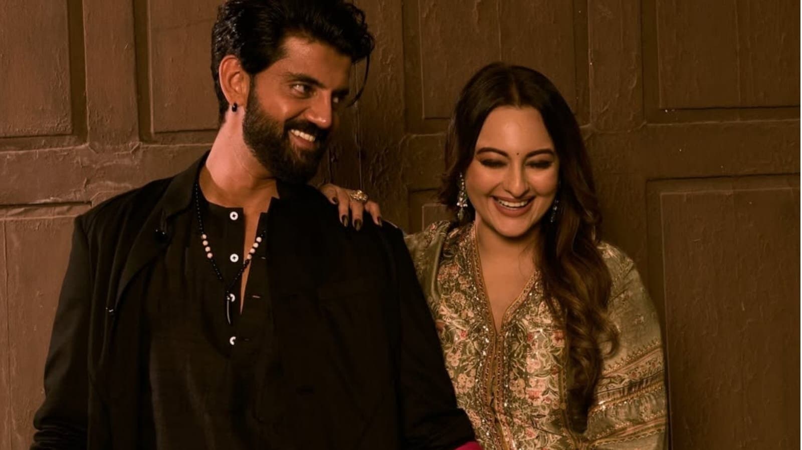 sonakshi sinha celebrated six months anniversary with her zaheer iqbal actress revealed her mom and mother in laws reaction to her travel diaries ent