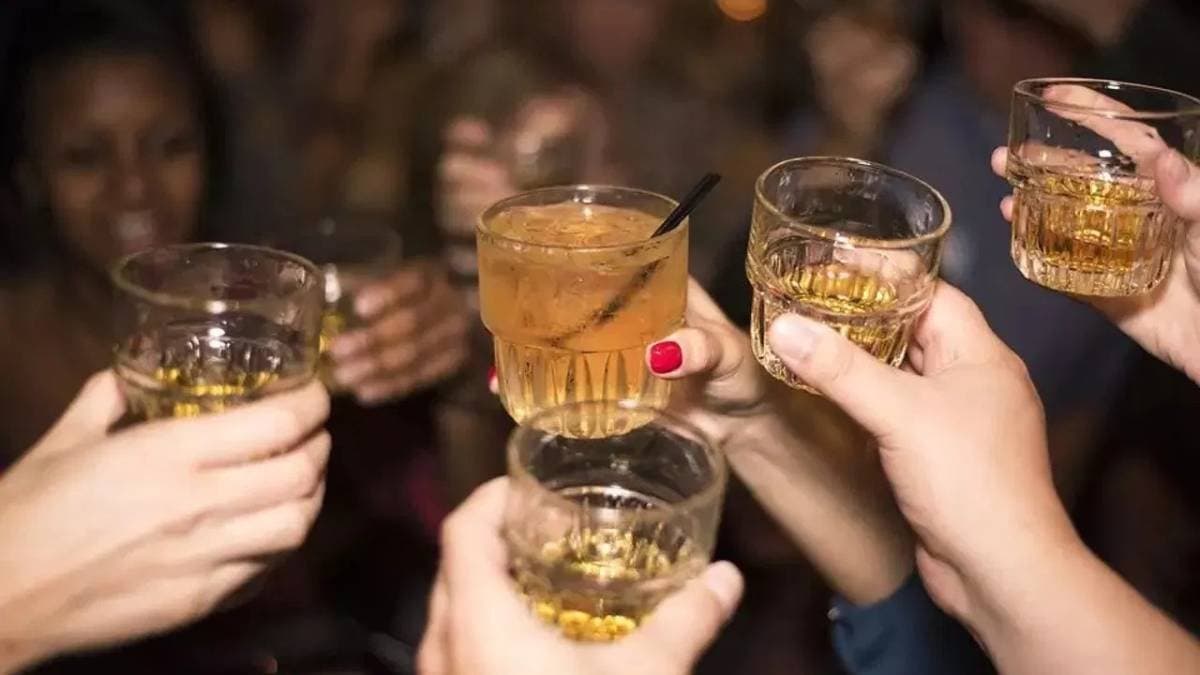 Is there any connection between drinking alcohol and weight gain here is actual truth lif