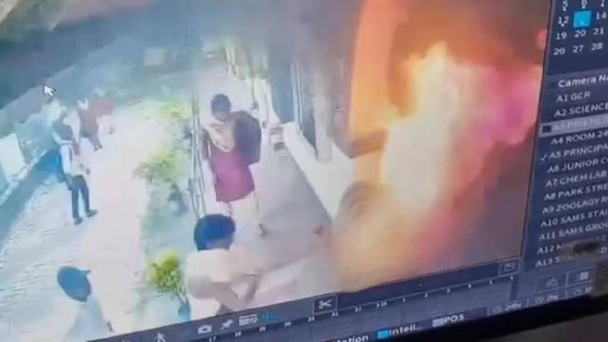 Odisha student dies in bhubaneswar set-herself-on-fire