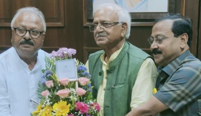 Nirmal Ghosh's birthday on 1 August, CM Mamata Banerjee sends flowers-sweets gnr