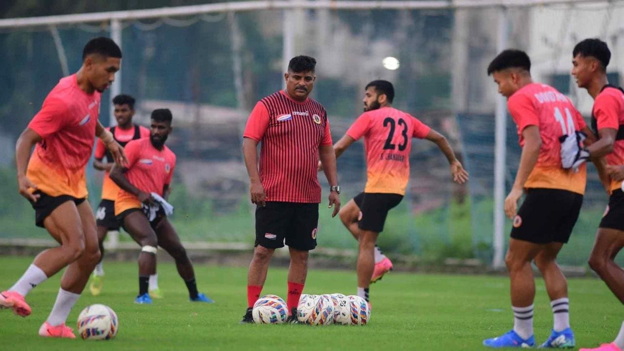 East Bengal senior team practices under the guidance of bino george post Carles Cuadrat resignation 