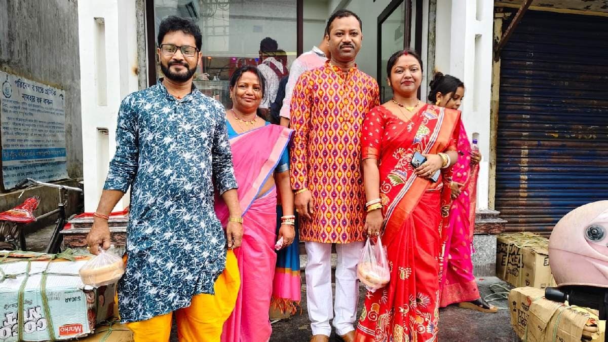 Curd of Doiwala of Alipurduar selling high on Jamaisashti day