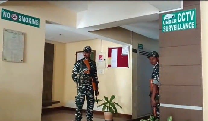 ed started searching chinar park apartment where kuntal ghosh staying