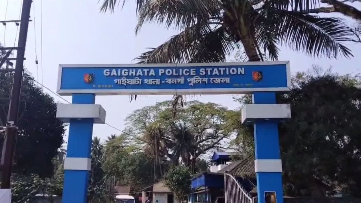 Man injured at gaighata admitted at kolkata hospital 