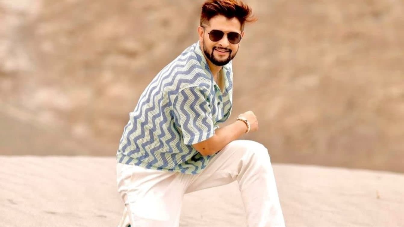 Bengali actor Neel Bhattacharya has found new friend in Mumbai 