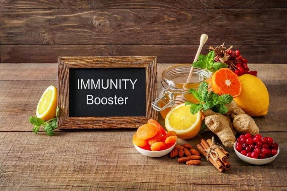 Immunity: বর্ষায় খেয়াল রাখুন ইমিউনিটির, পরামর্শ দিলেন মেডিসিন স্পেশালিস্ট, ডাঃ সন্দীপন বক্সি এবং ক্লিনিক্যাল নিউট্রিশনিস্ট  ডাঃ অনন্যা ভৌমিক
