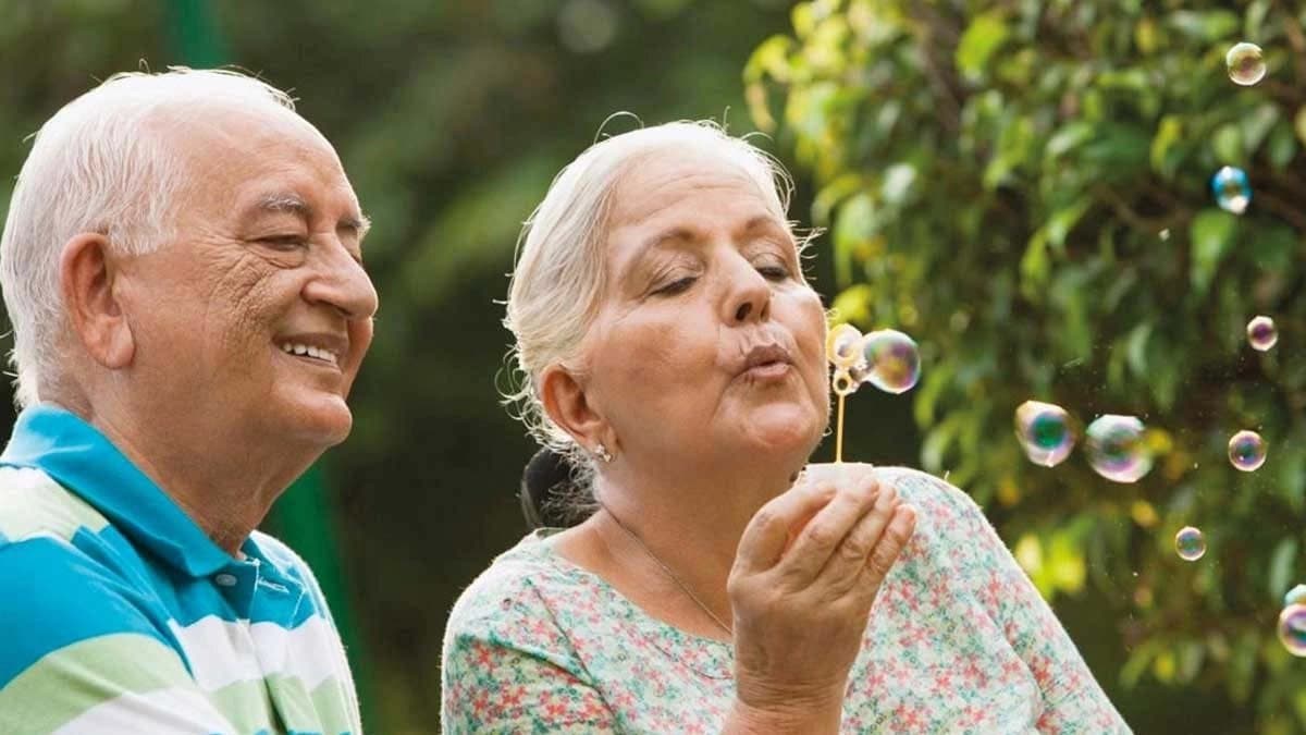 Senior citizens, earn Rs 11000 monthly with this safe government investment