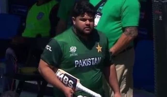 Pakistan Cricket: দেশে ফিরবেন না আজম খান, কারণ জানেন? সোশ্যাল মিডিয়ায় মজার বার্তায় ছয়লাপ