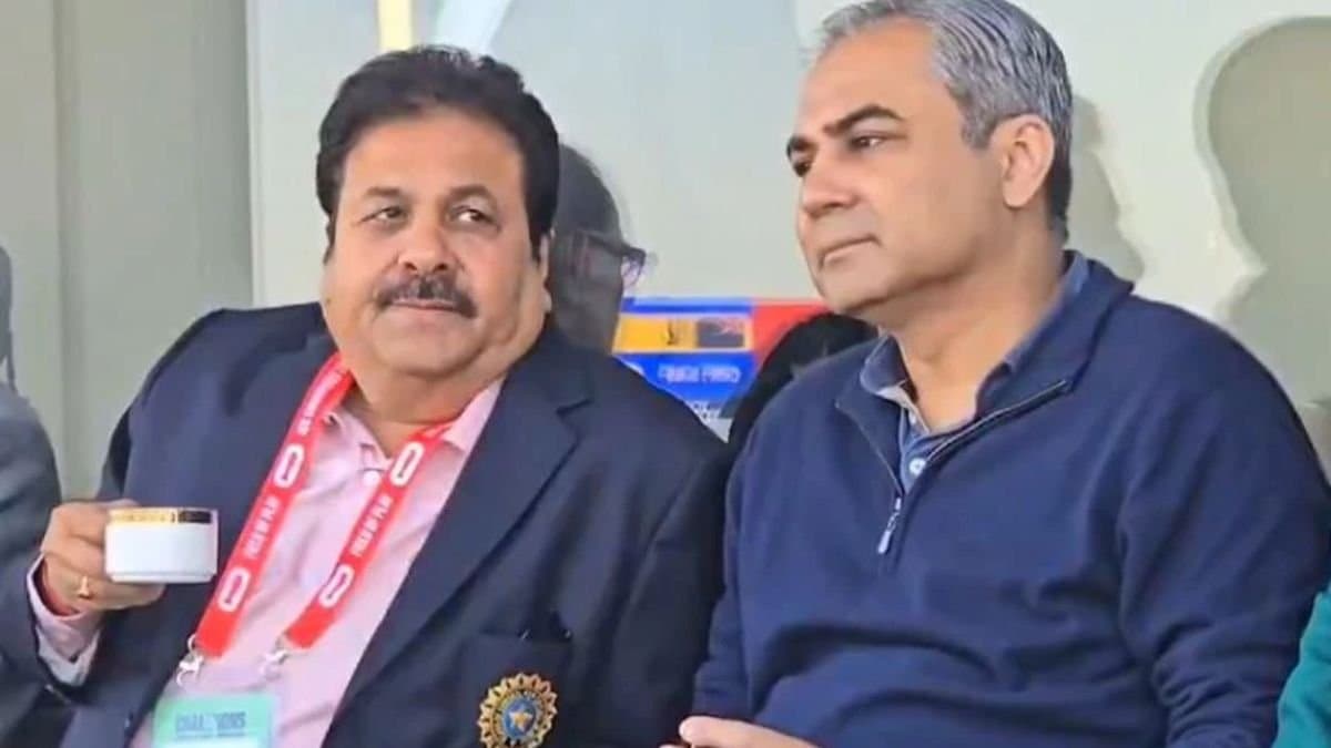 BCCI Vice President Rajeev Shukla was getting irritated by a question from a Pakistan journalist spt 