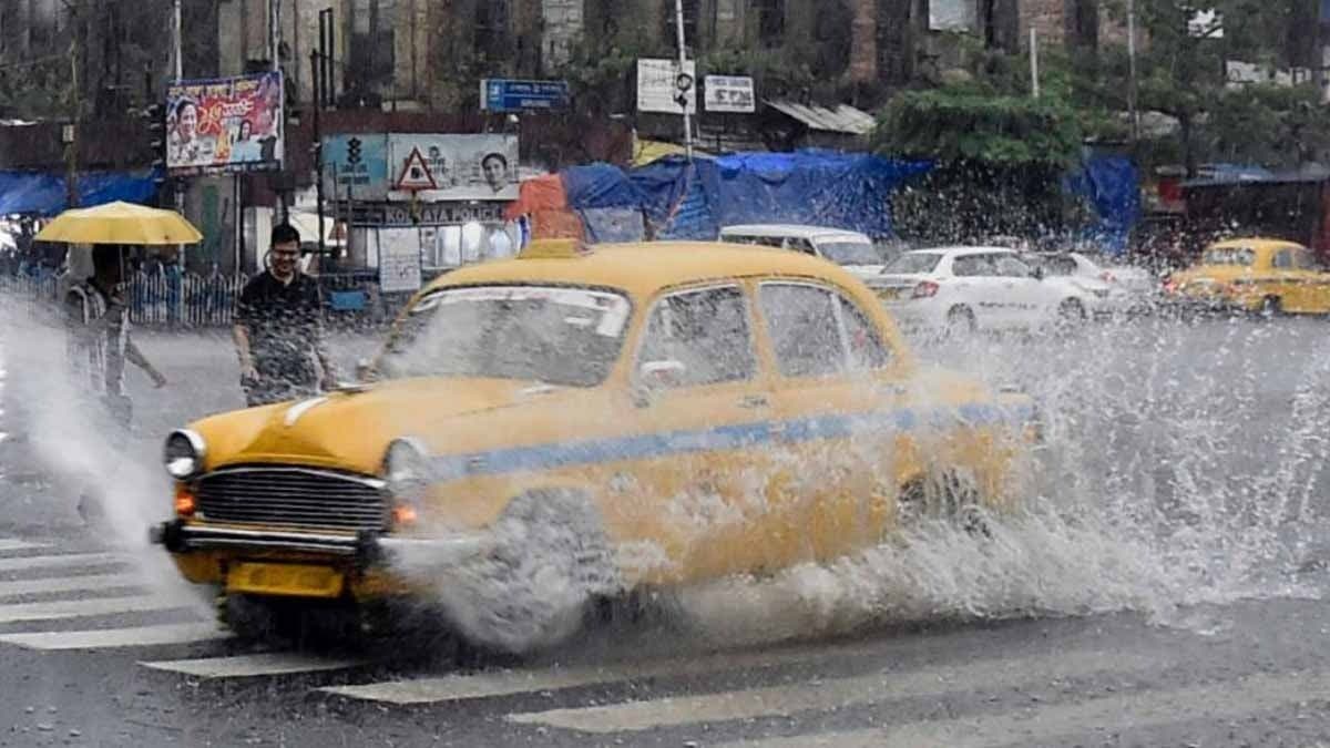 IMD Weather Update Moderate to Heavy rainfall in West Bengal