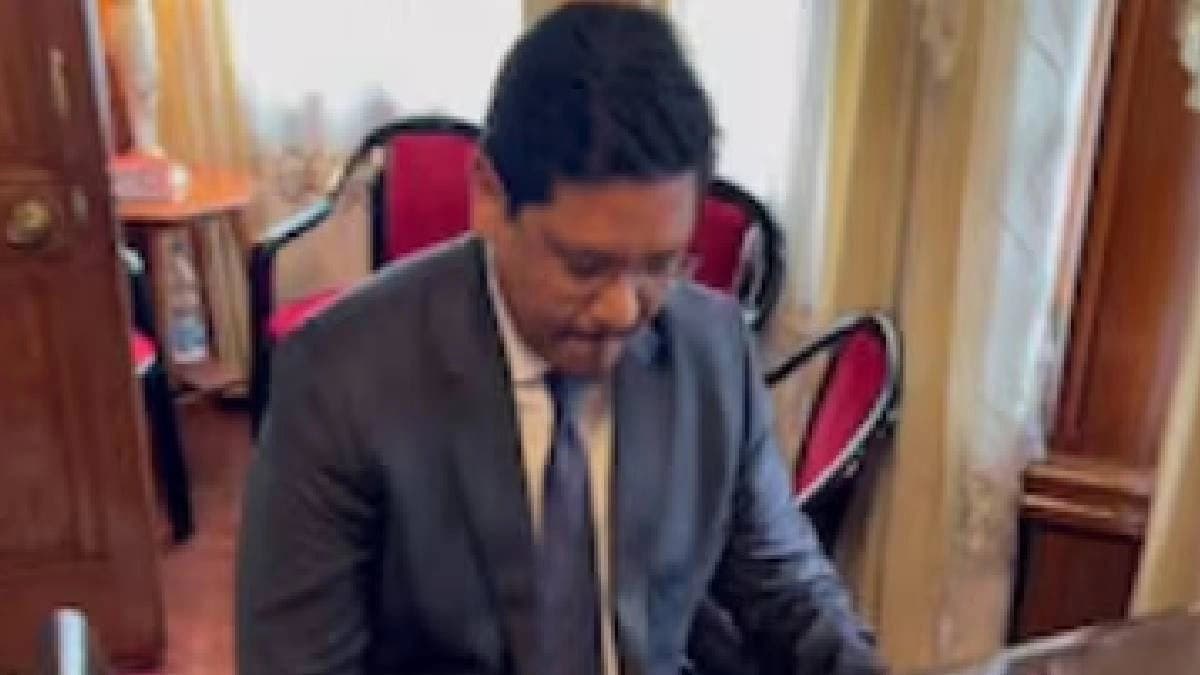 Meghalaya CM Conrad Sangma Charms Audience With Pehla Nasha On Piano