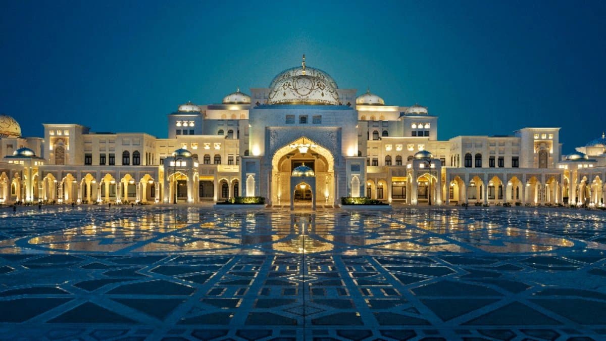 This UAE family is so rich that it can wipe out poverty in Pakistan