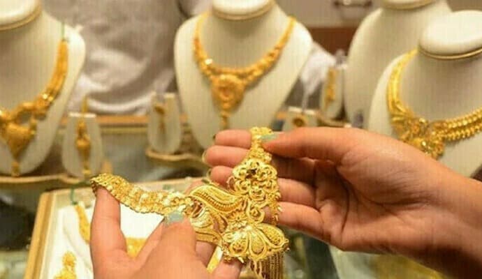 gold, yellow  metal price jumps on renewed us recession fear, middle east tension gnr 