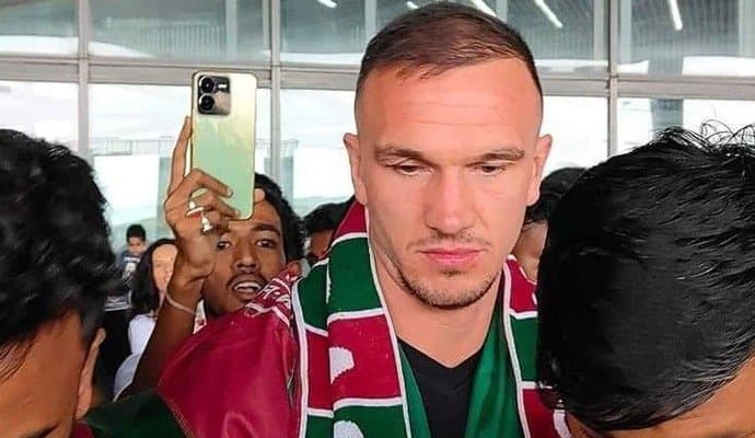 Tom aldred reached kolkata to join mbsg