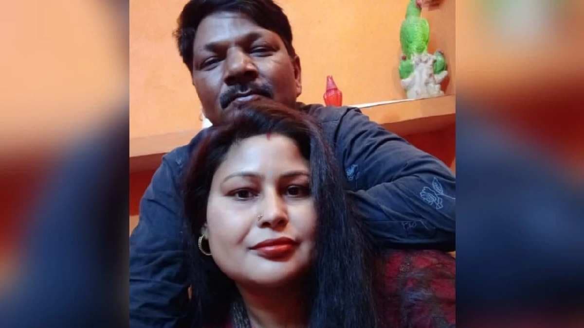 Utter Pradesh woman Mamata elopes with daughters father in law Shailendra
