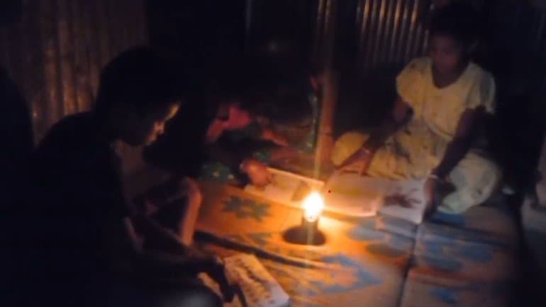 Till date this village of malda is under dark for some mysterious reasons gnr