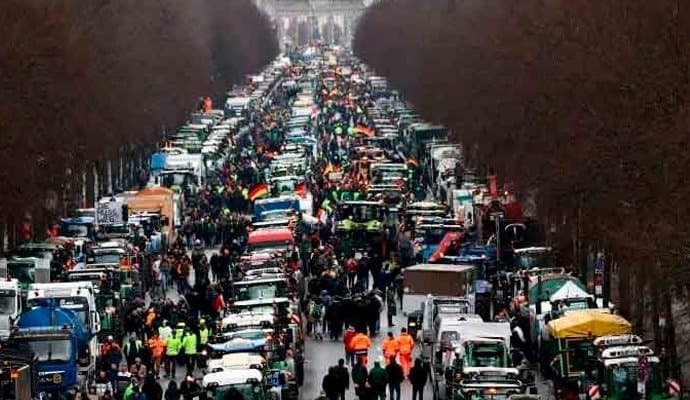 farmers protest at berlin