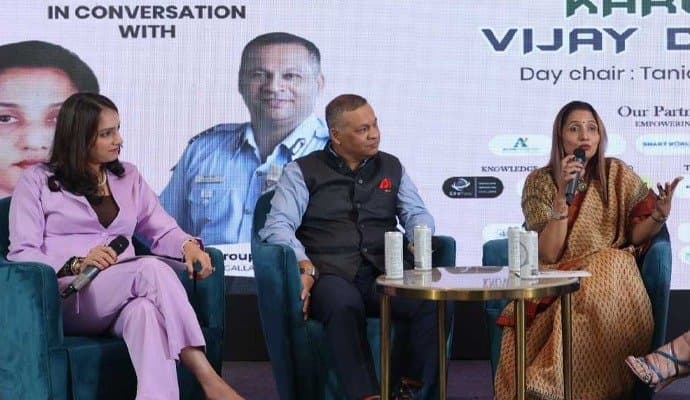 FICCI Women's Tribute To Air Force gnr