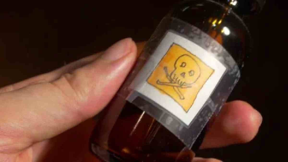 Burdwan Shocker: Boy Dies allegedly after Tasting Poison as Part of Experiment