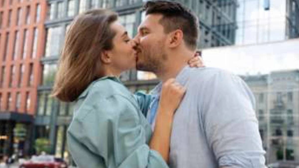 How long kissing will impact on you