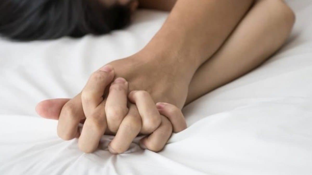  these tips help to improve love life and physical intimacy lif