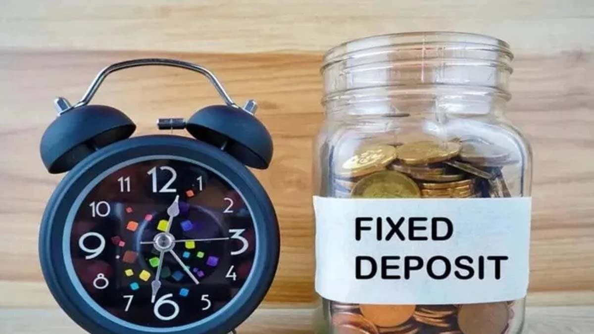 What is the difference between Bank FD and Corporate FD