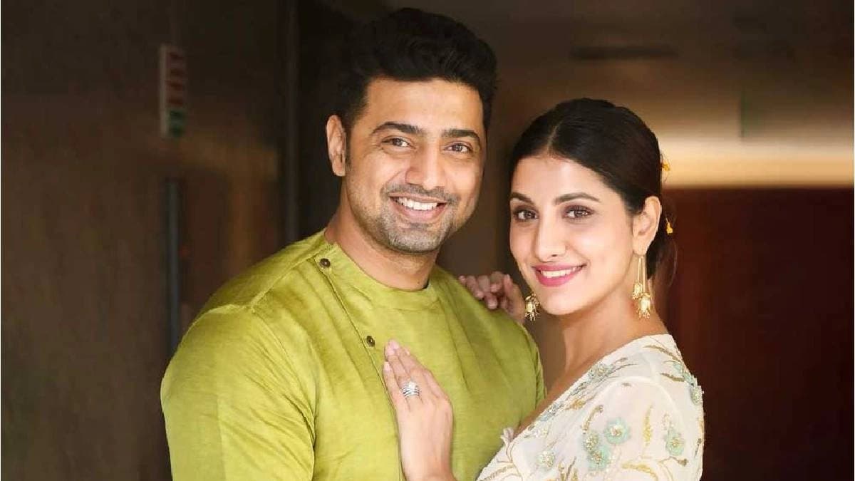 Rukmini Maitra in Kolkata for Just a Day and Sparks Questions for Not Being by Dev s Side