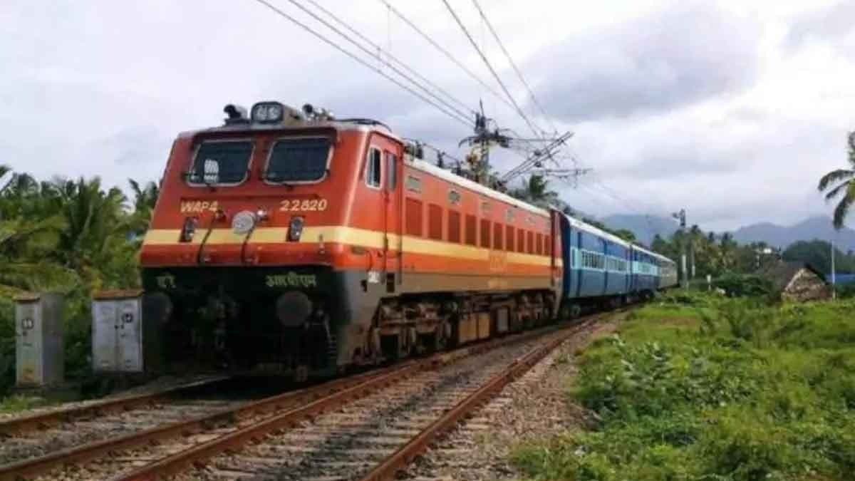 bomb scare in purushottam express gnr