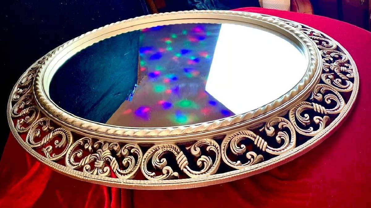 How to use mirrors as a home decor element