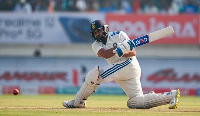 India-England: রোহিতের অর্ধশতরানে‌ রাজকোটে প্রাথমিক ধাক্কা সামলাল ভারত 