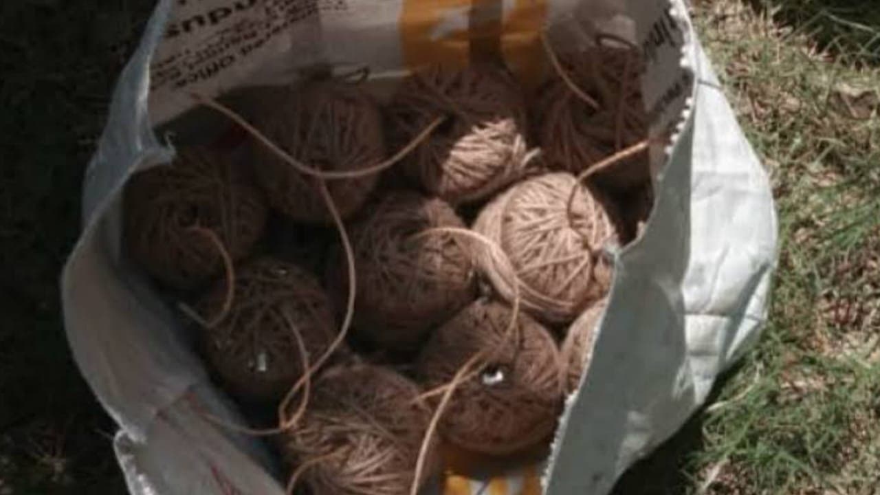 Bomb recovered in Mohanpur