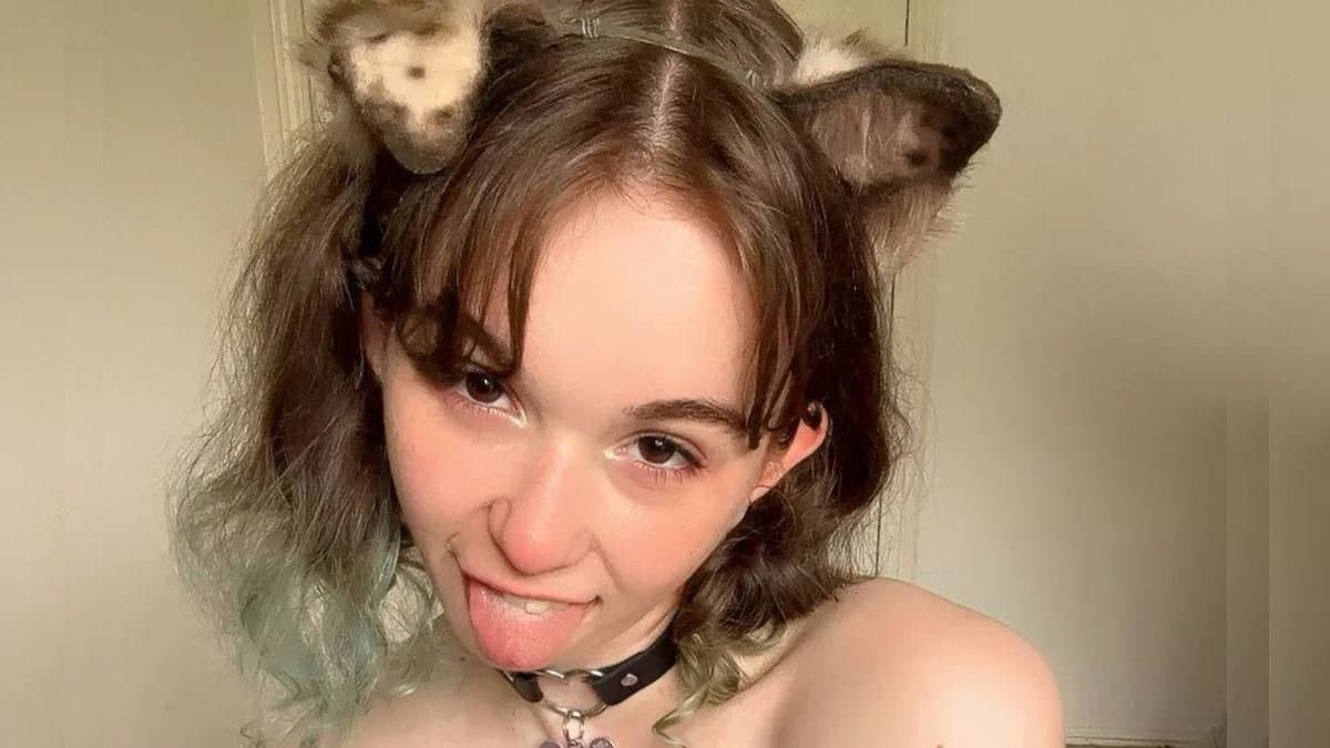 Woman acts like a pet dog of lover in Bizarre Relationship