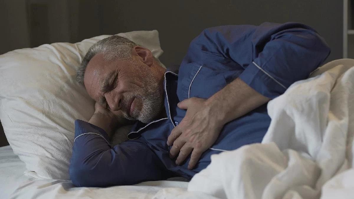 Science explains why chances of Heart Attack double during sleep