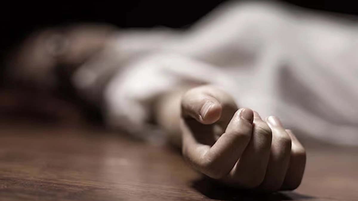  Young man dead after trying to kill his girlfriends husband in Shibpur Howrah