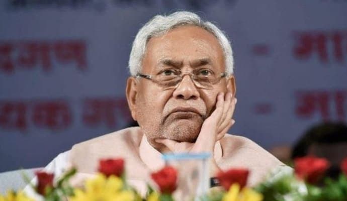 Speculation on Nitish kumar may resign tomorrow 