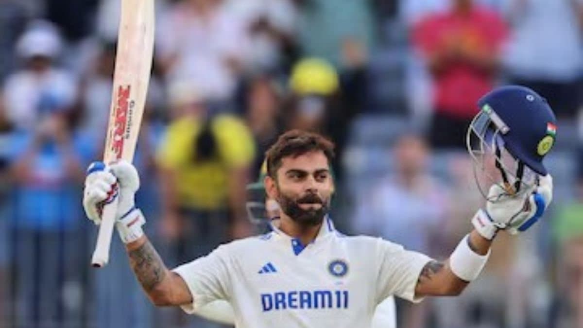Jasprit Bumrah bats for Virat Kohli after  he scores century in Border Gavaskar Trophy spt 