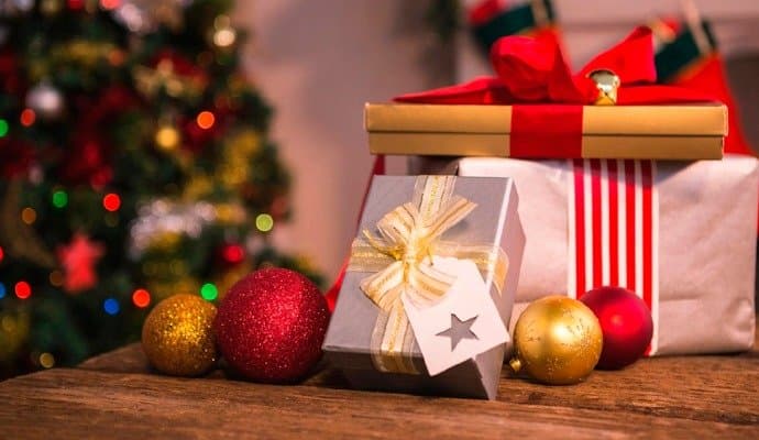 Great gifting options for loved ones on New Year! 