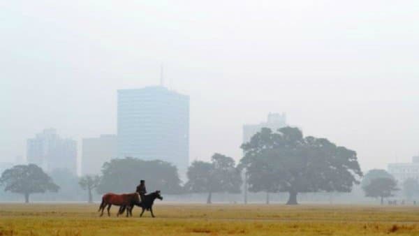 Kolkata continues to shiver amid cold weather as mercury dips further