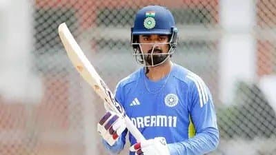 KL Rahul puts team first again and agrees to bat in middle order