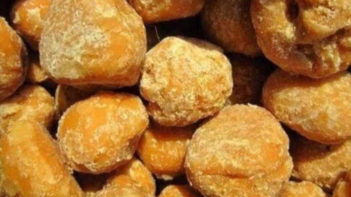 One piece of jaggery can keeps you hydrated and healthy and improve your metabolism also lif